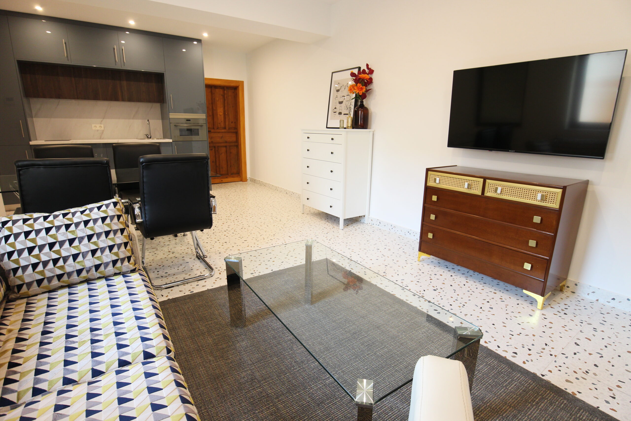 R.R. PISO 5
