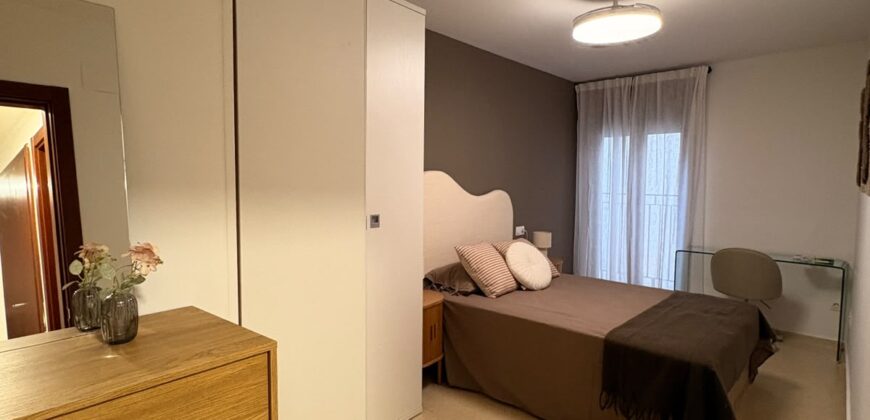 APARTAMENTO REFORMADO CON GARAJE