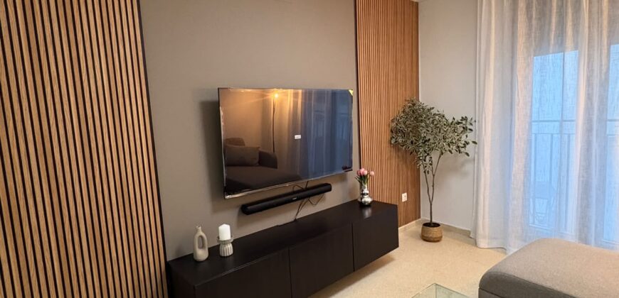 APARTAMENTO REFORMADO CON GARAJE